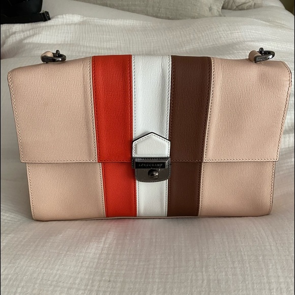 Longchamp - Picture 2 of 4